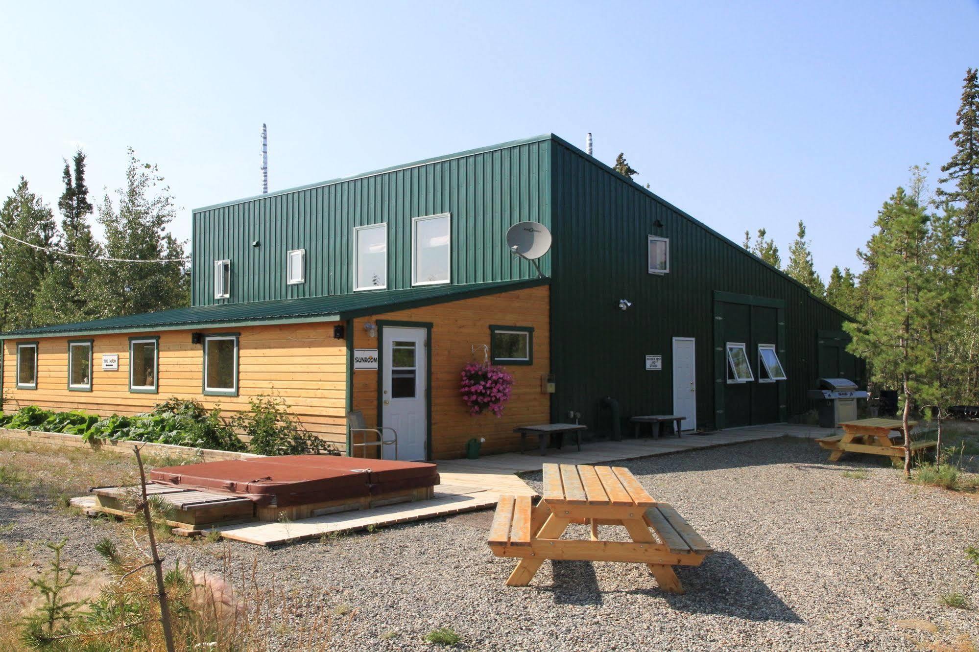 Sundog Retreat Hotel Whitehorse Eksteriør billede