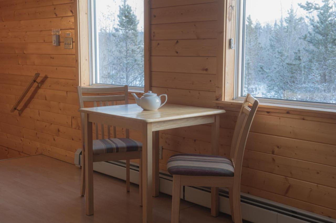 Sundog Retreat Hotel Whitehorse Eksteriør billede